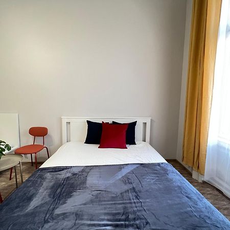 Baross Apartment With Convenience And Style Budapest Ngoại thất bức ảnh