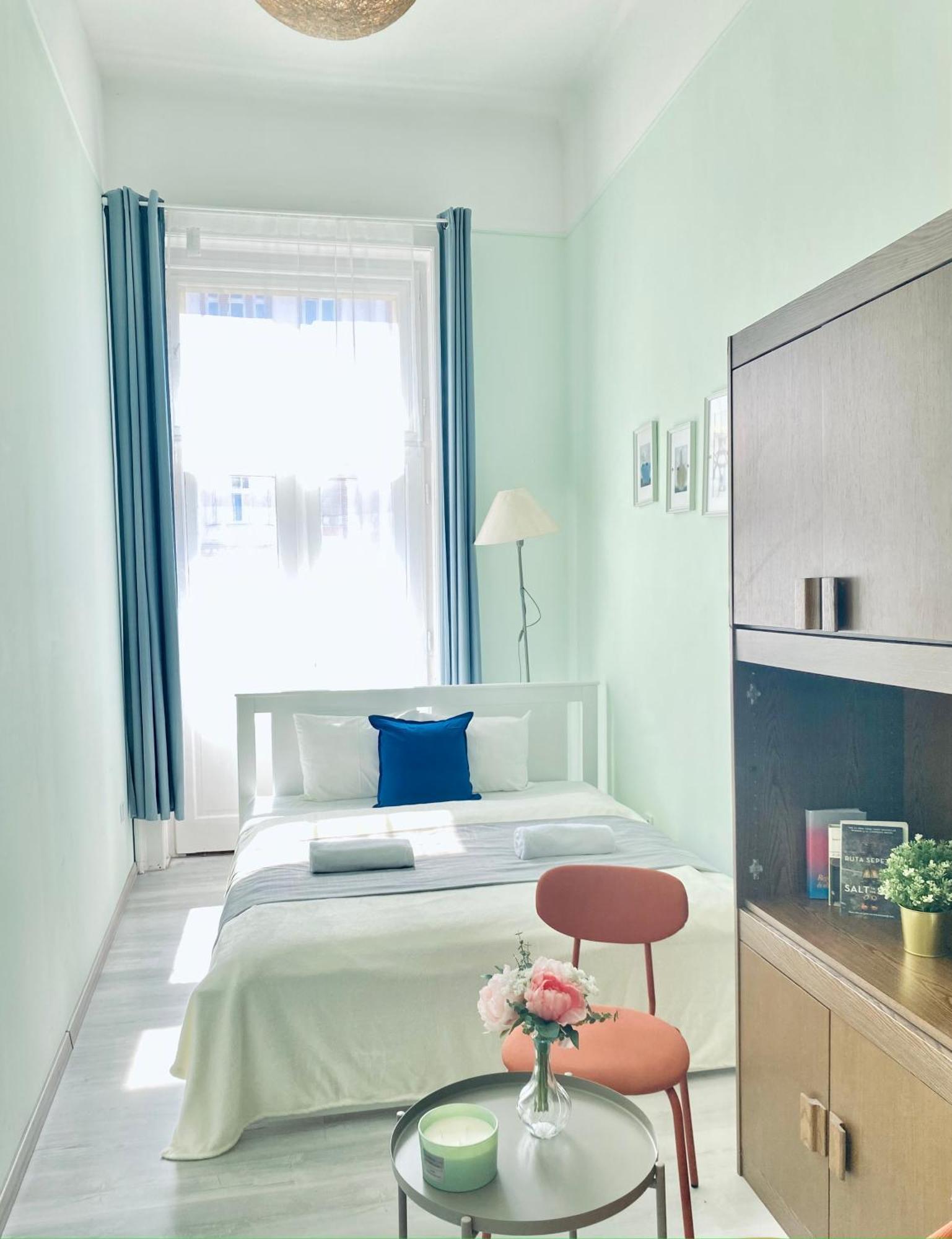 Baross Apartment With Convenience And Style Budapest Ngoại thất bức ảnh