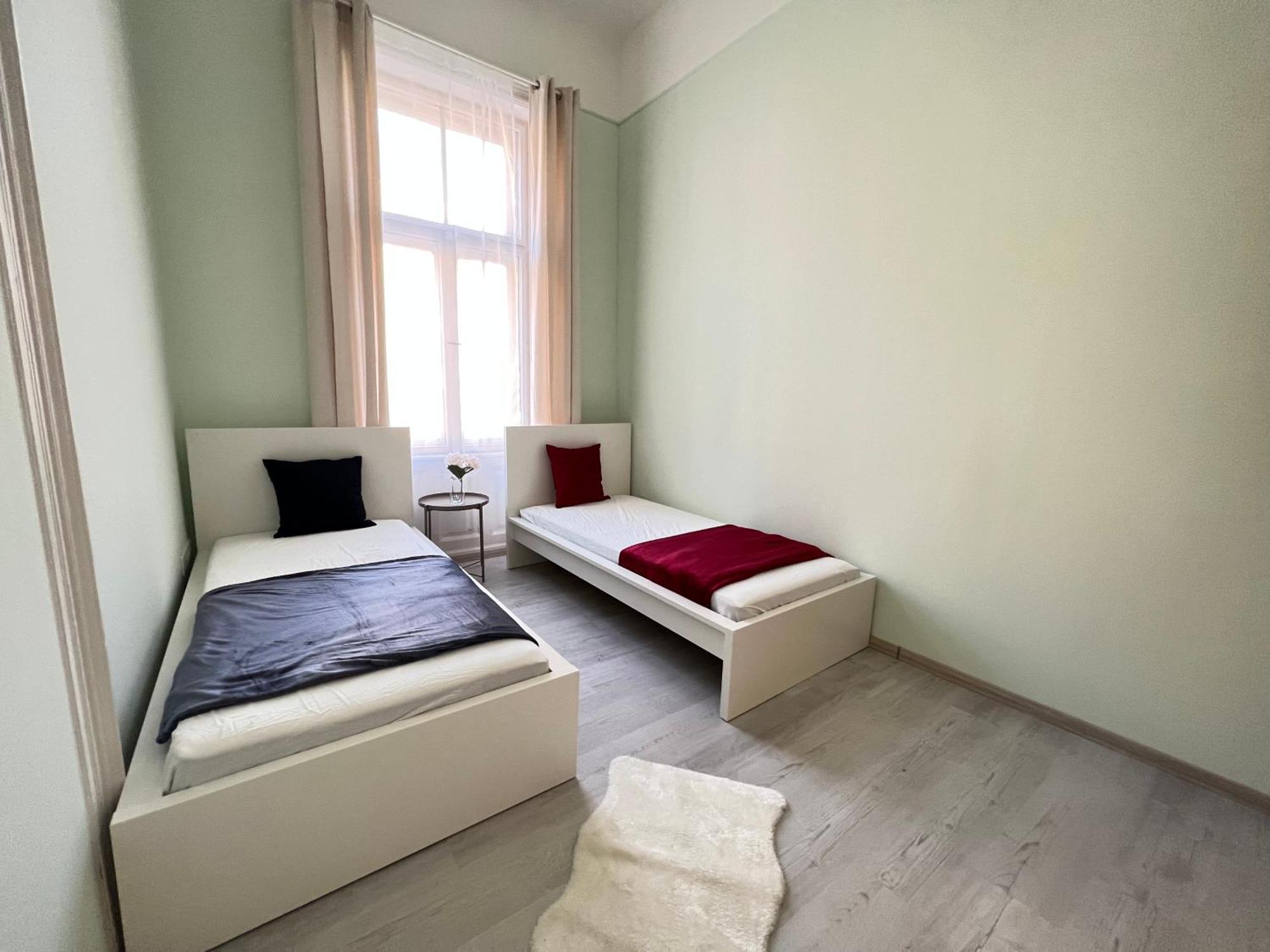 Baross Apartment With Convenience And Style Budapest Ngoại thất bức ảnh
