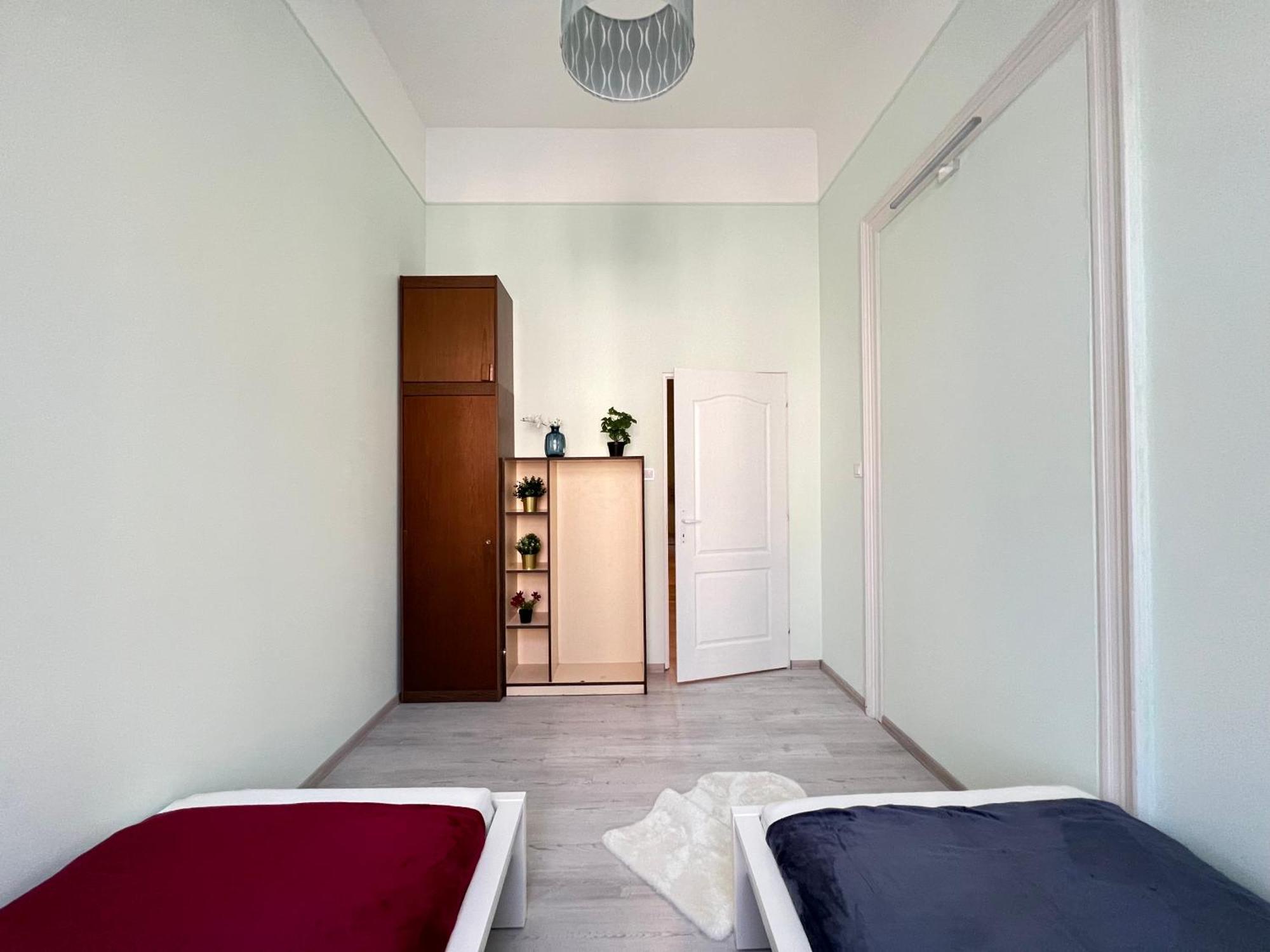Baross Apartment With Convenience And Style Budapest Ngoại thất bức ảnh