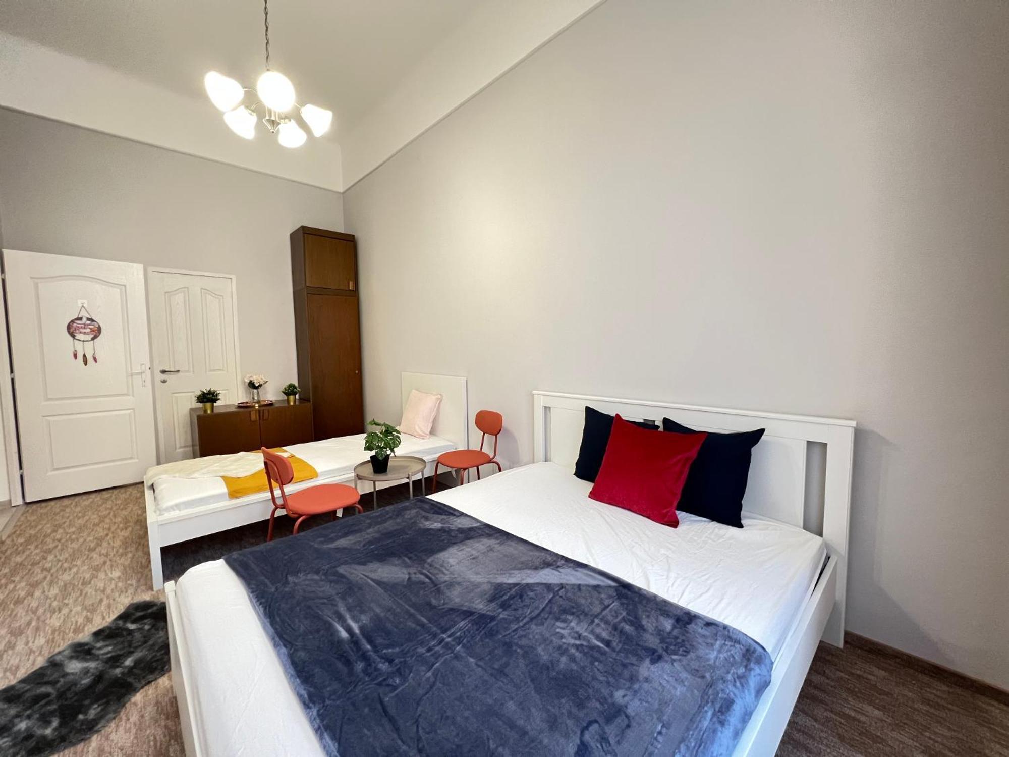 Baross Apartment With Convenience And Style Budapest Ngoại thất bức ảnh
